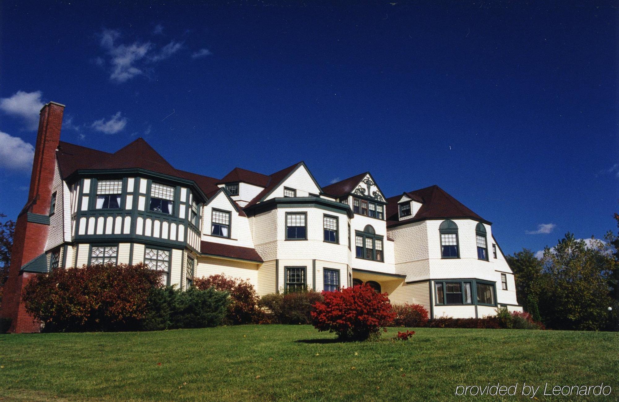 Cranwell Spa And Golf Resort (Adults Only) Lenox Exterior foto