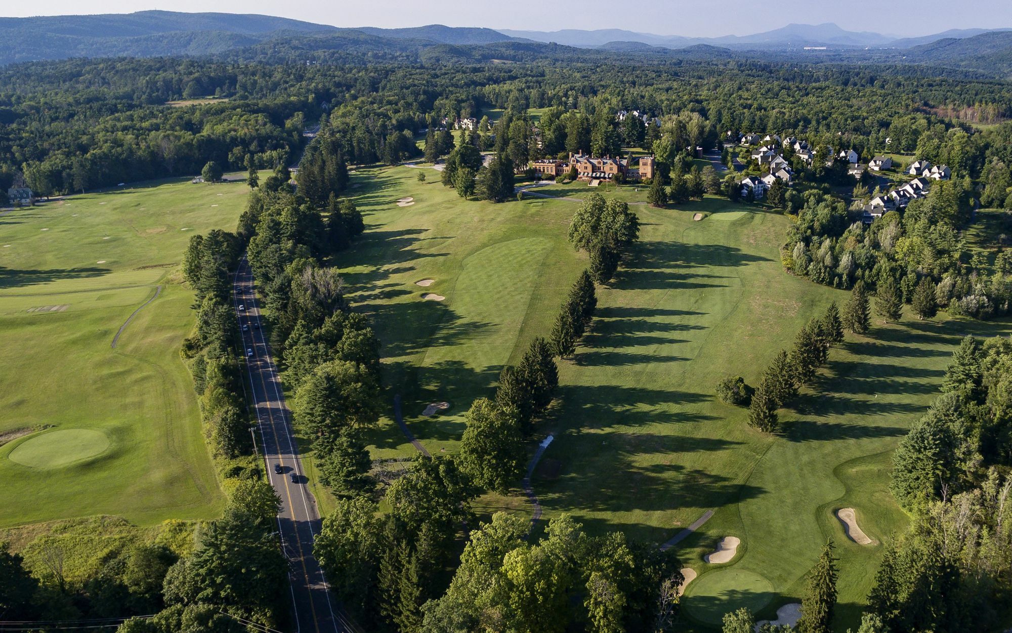 Cranwell Spa And Golf Resort (Adults Only) Lenox Exterior foto