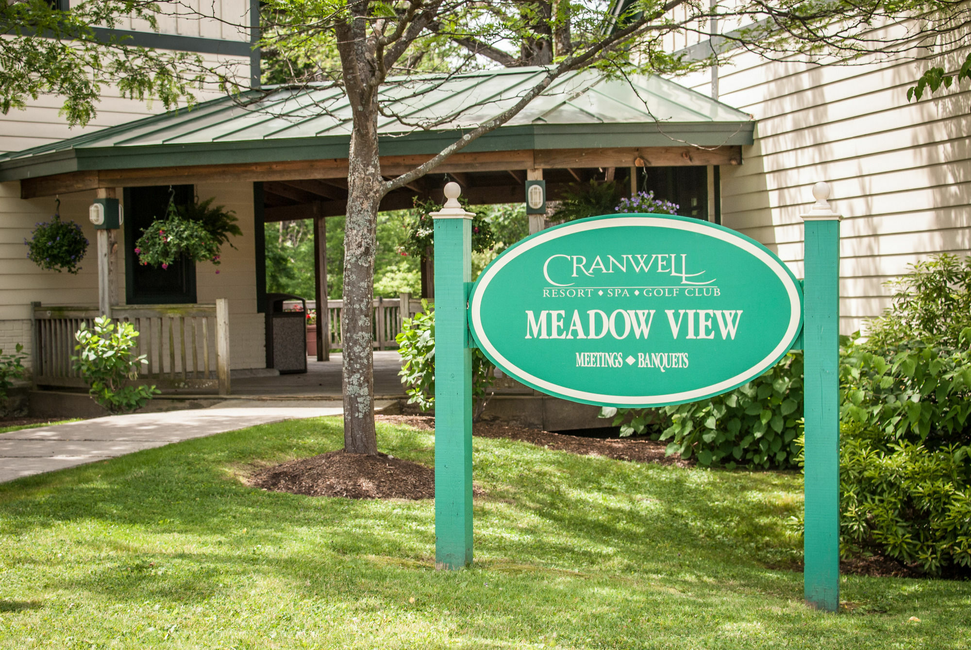 Cranwell Spa And Golf Resort (Adults Only) Lenox Exterior foto